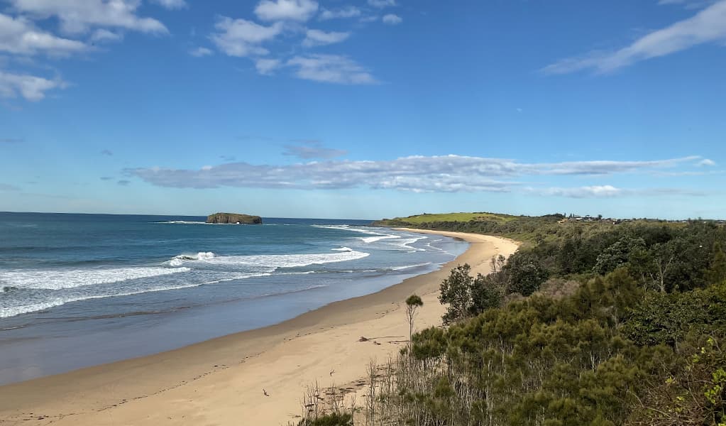 Beach views in Killalea Regional Park. © DPE