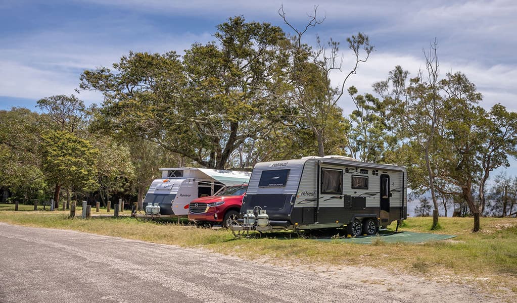 Caravan sites at Mungo Brush campground. Credit: John Spencer/DCCEEW © DCCEEW